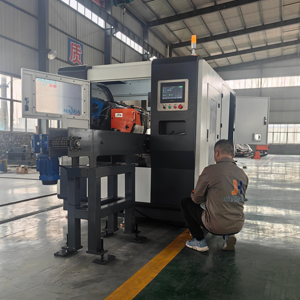 數控全自動金屬圓鋸機